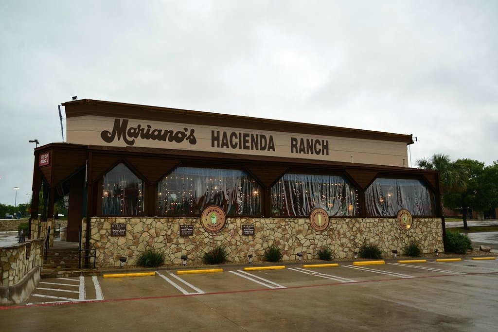 Marianos La Hacienda 1