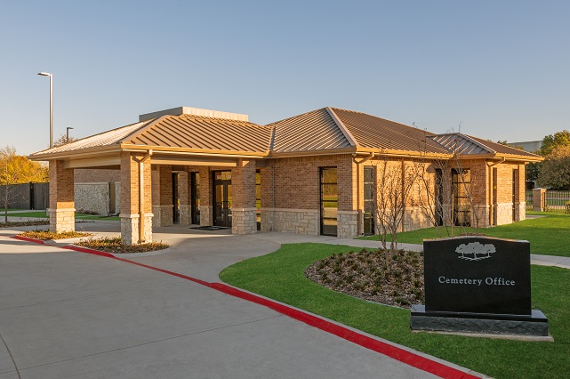 rolling-oaks-memorial-center-2