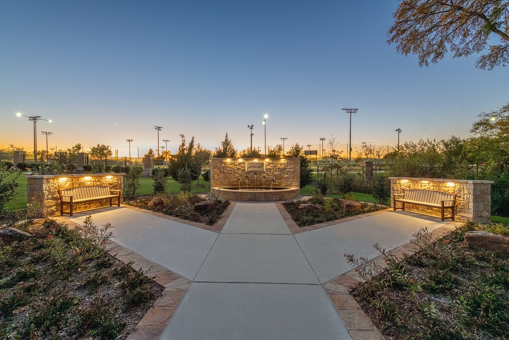 rolling-oaks-memorial-center-3